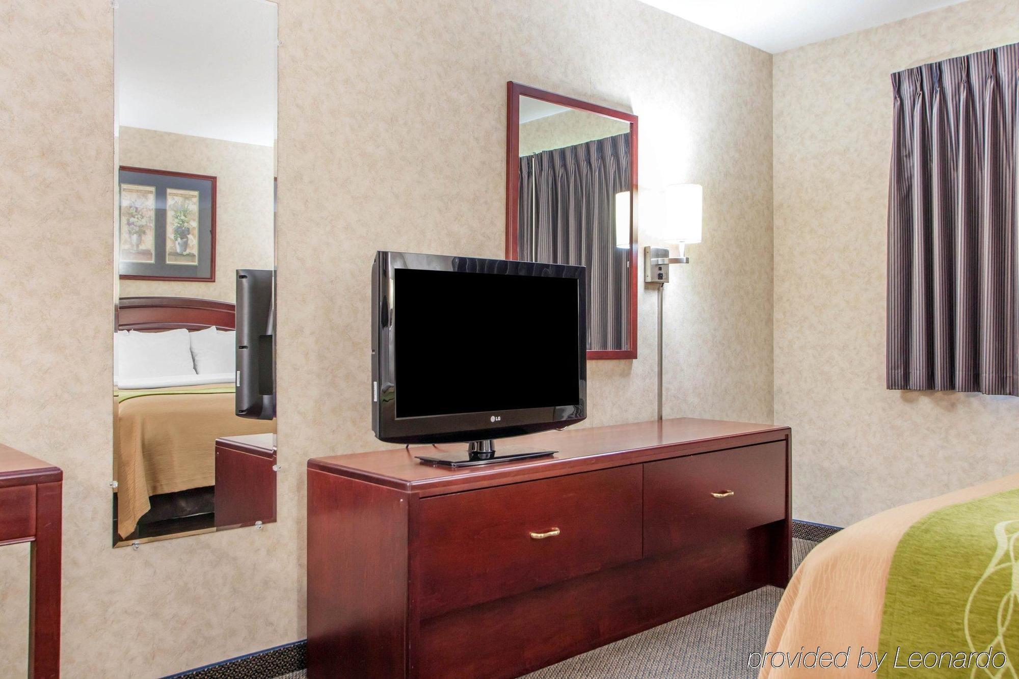 Comfort Inn Story City Экстерьер фото